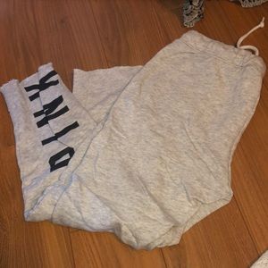 Cropped sweatpants